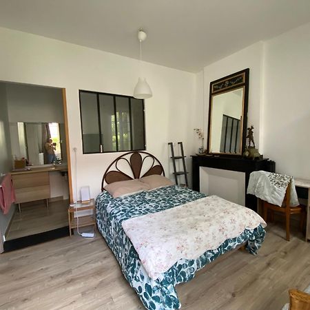 モアサック Au Jardin Y Bed & Breakfast エクステリア 写真